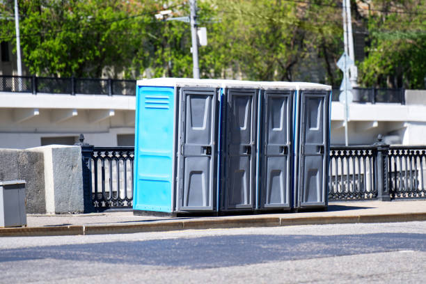 Best Porta potty rental near me  in Lakeland, NY